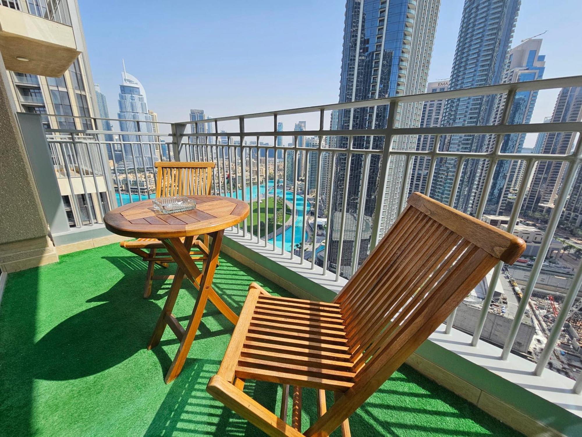 Trinity Holiday Homes - Standpoint Tower Downtown Dubai Exterior photo